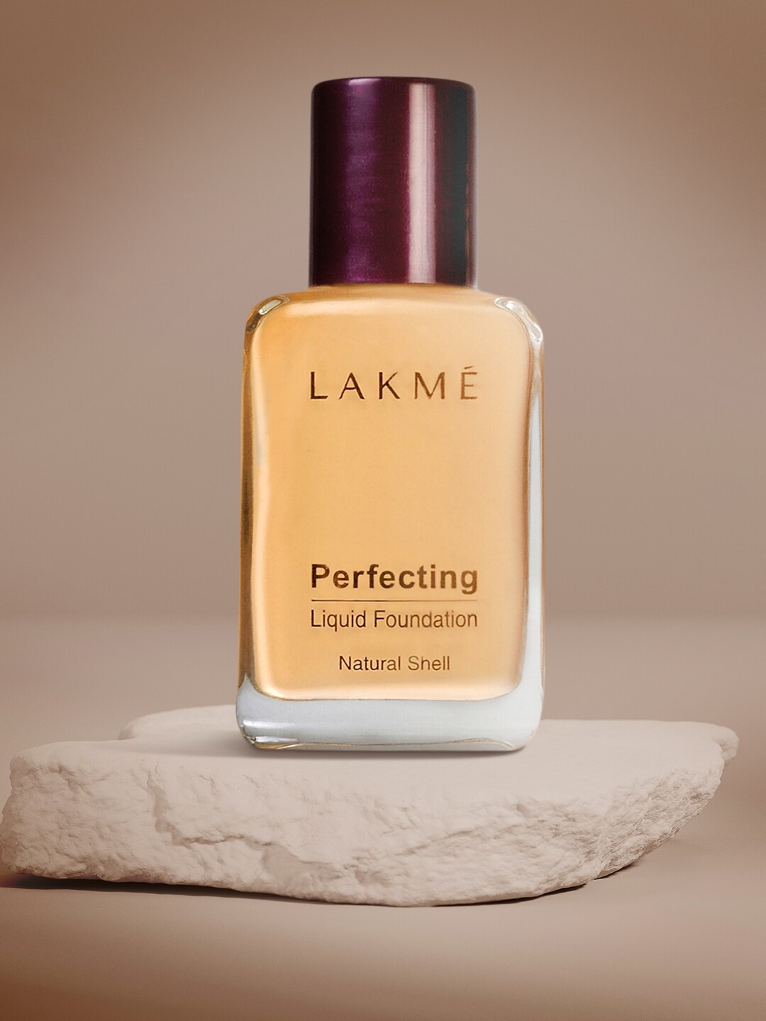 Lakme Perfecting Natural Shell Liquid Foundation Price in India