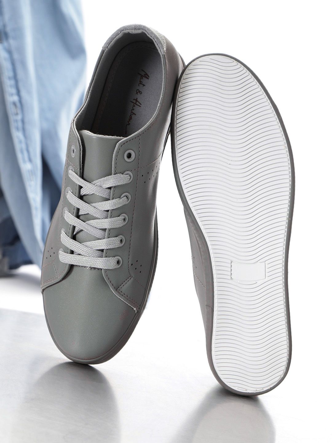 mast and harbour grey sneakers