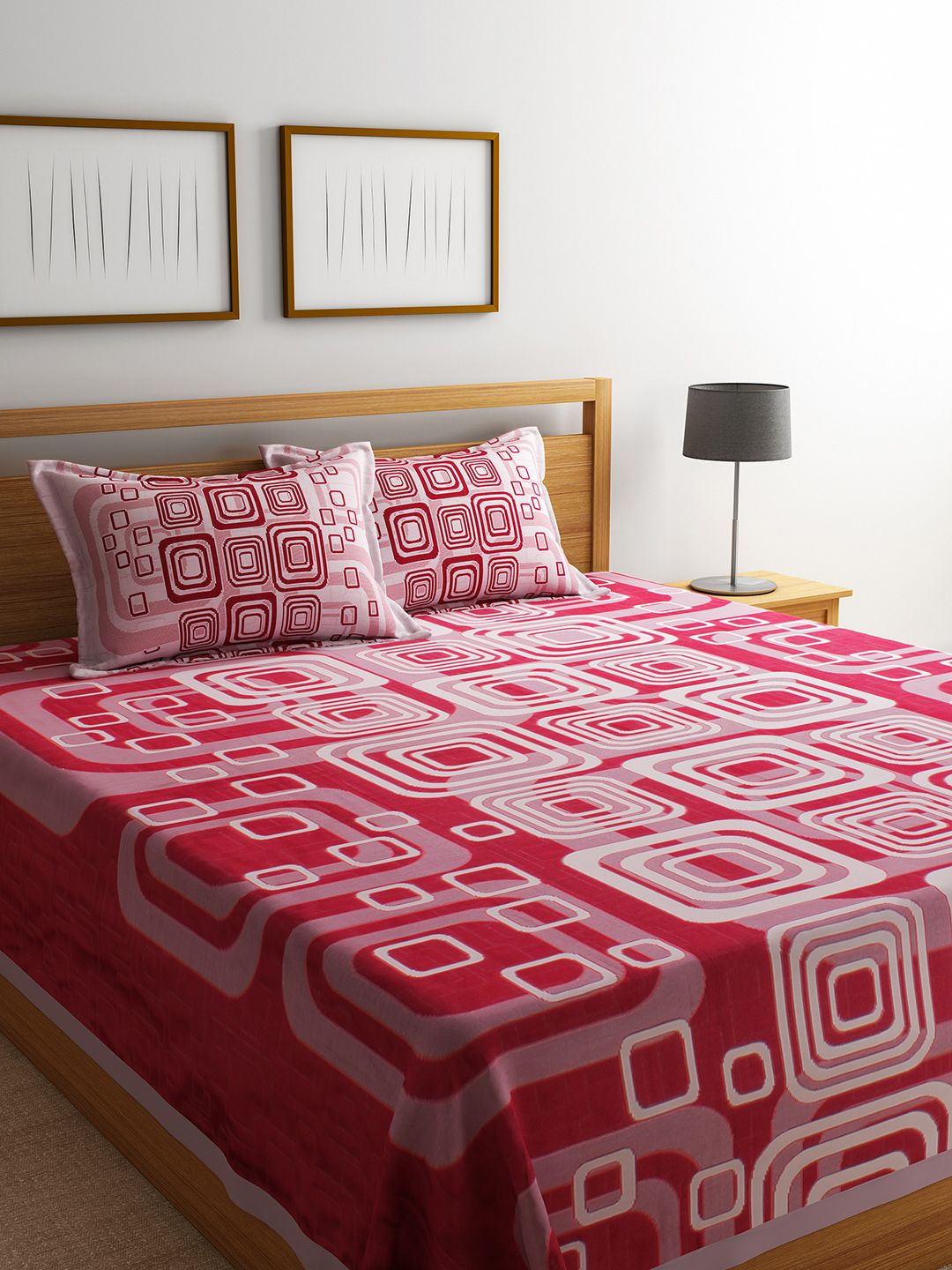 Romee Red & White Printed Reversible 220 TC Bed Cover With 2 Pillow Covers Price in India
