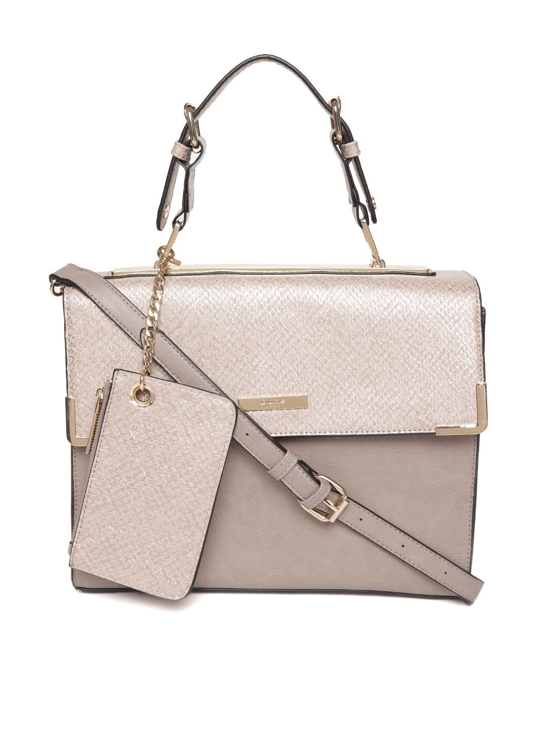 Women In Handbags Online India Image