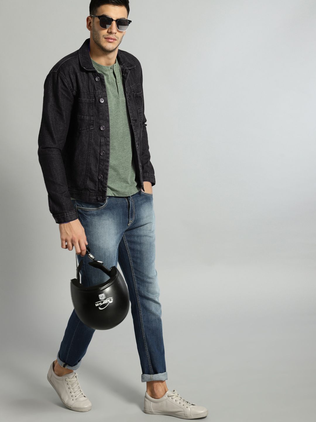 Buy Roadster Men Black Solid Denim Jacket - Jackets for Men