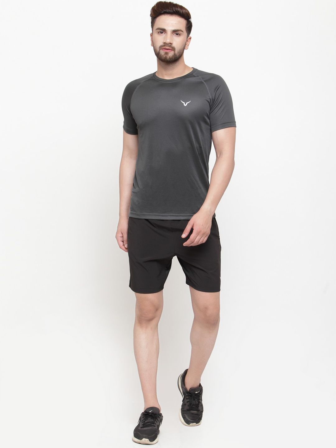 Invincible Invincible Round Neck Gym T-shirt