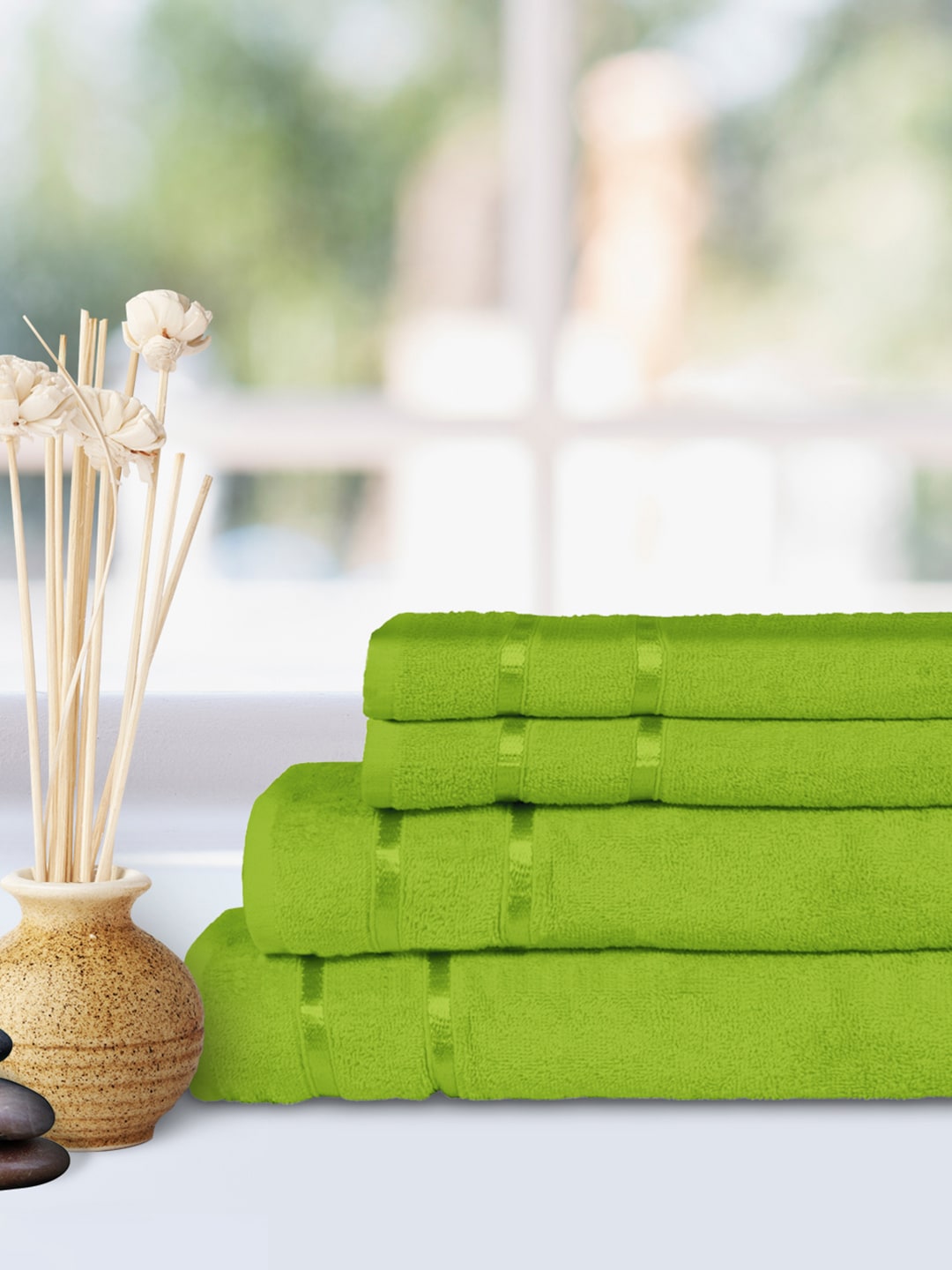 Story@home Unisex Green Cotton 450 GSM Set of 4 100% Cotton Soft Towels Price in India