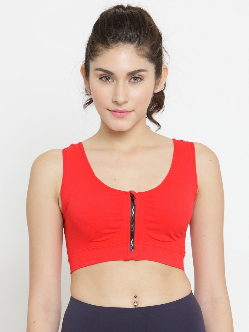 PrettyCat Red Solid Non-Wired Lightly Padded Sports Bra Price in India