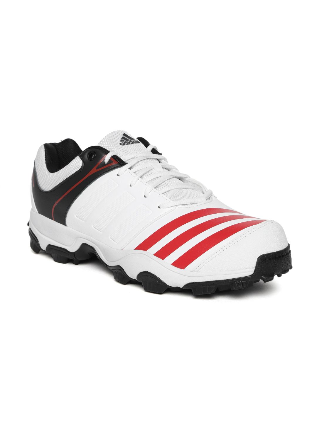 Buy ADIDAS Men White & Navy 22 Yards Trainer 16 Cricket Shoes - Sports Shoes  for Men 6632907 | Myntra