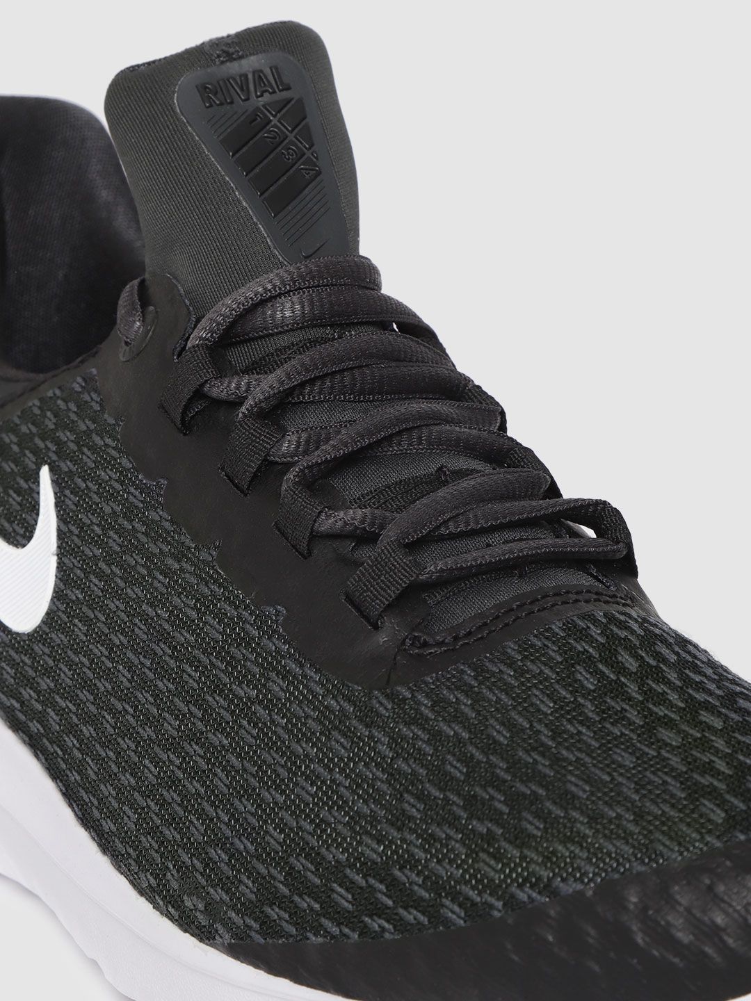 men's renew rival running sneakers