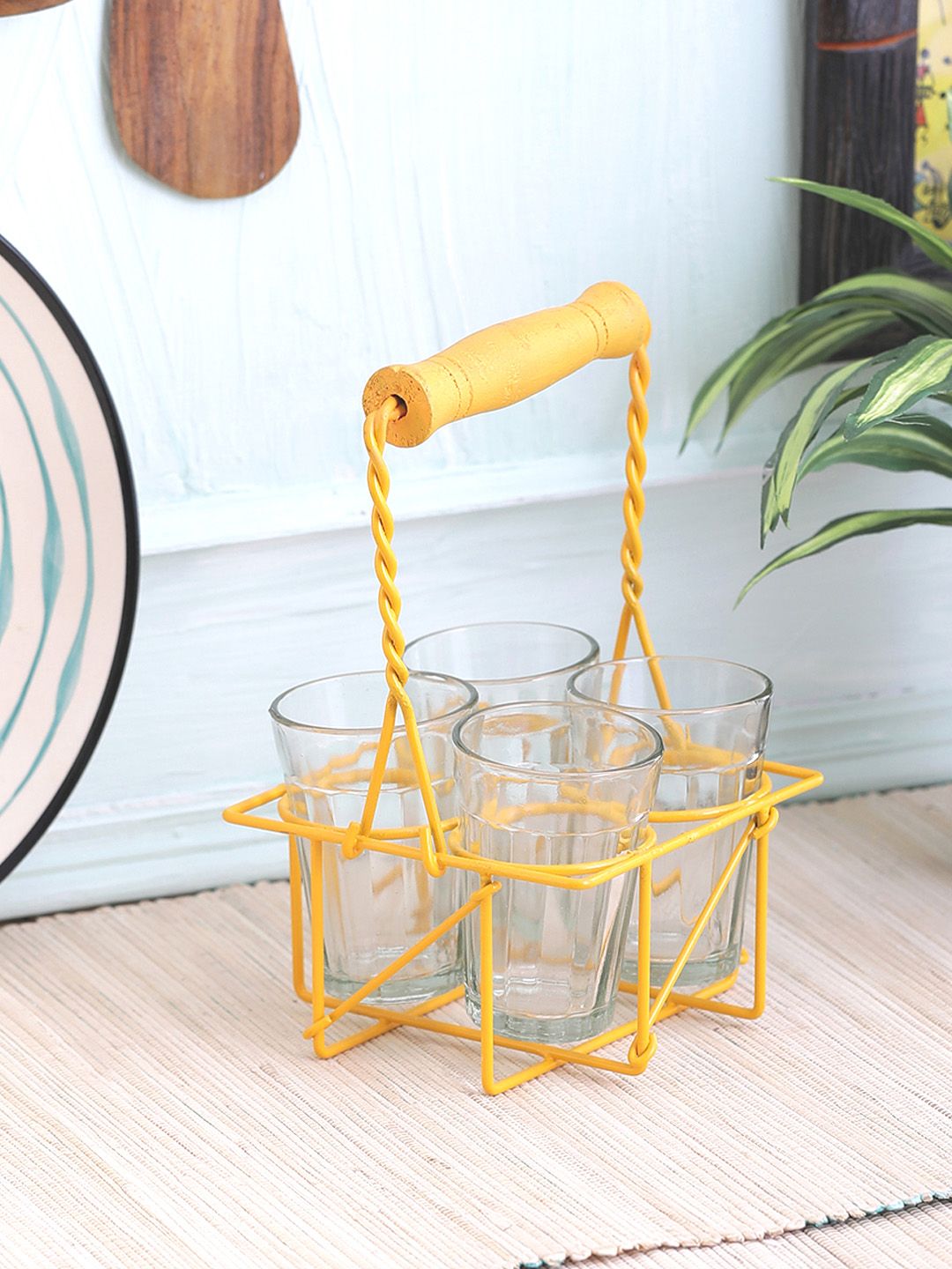 VarEesha Set of 4 Solid Glasses with Yellow Holder Price in India