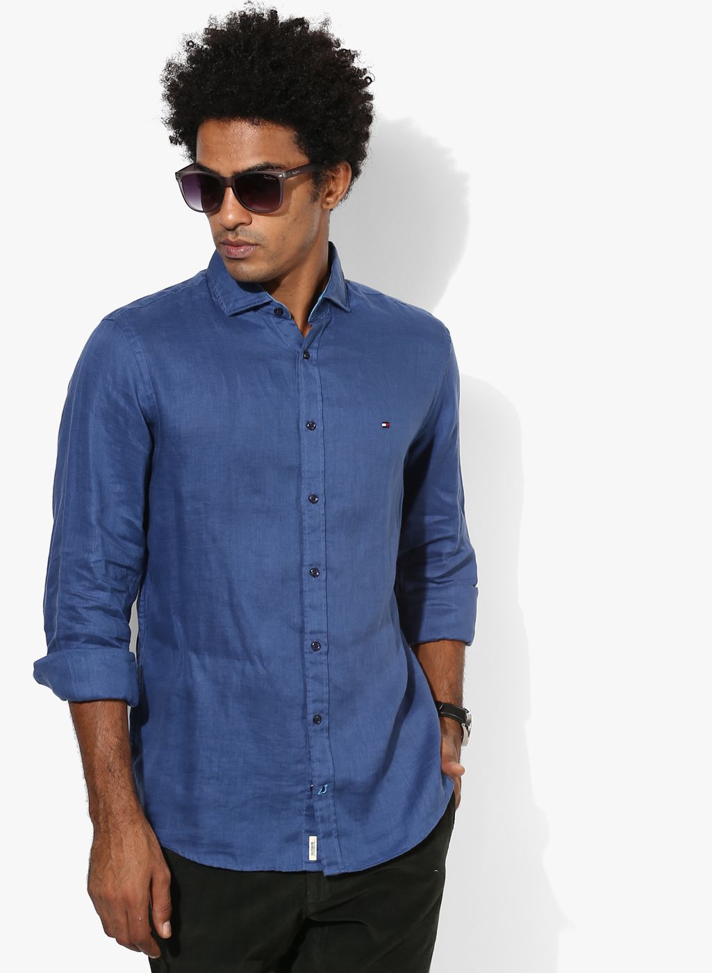 Tommy Hilfiger Blue Solid Slim Fit Casual Shirt