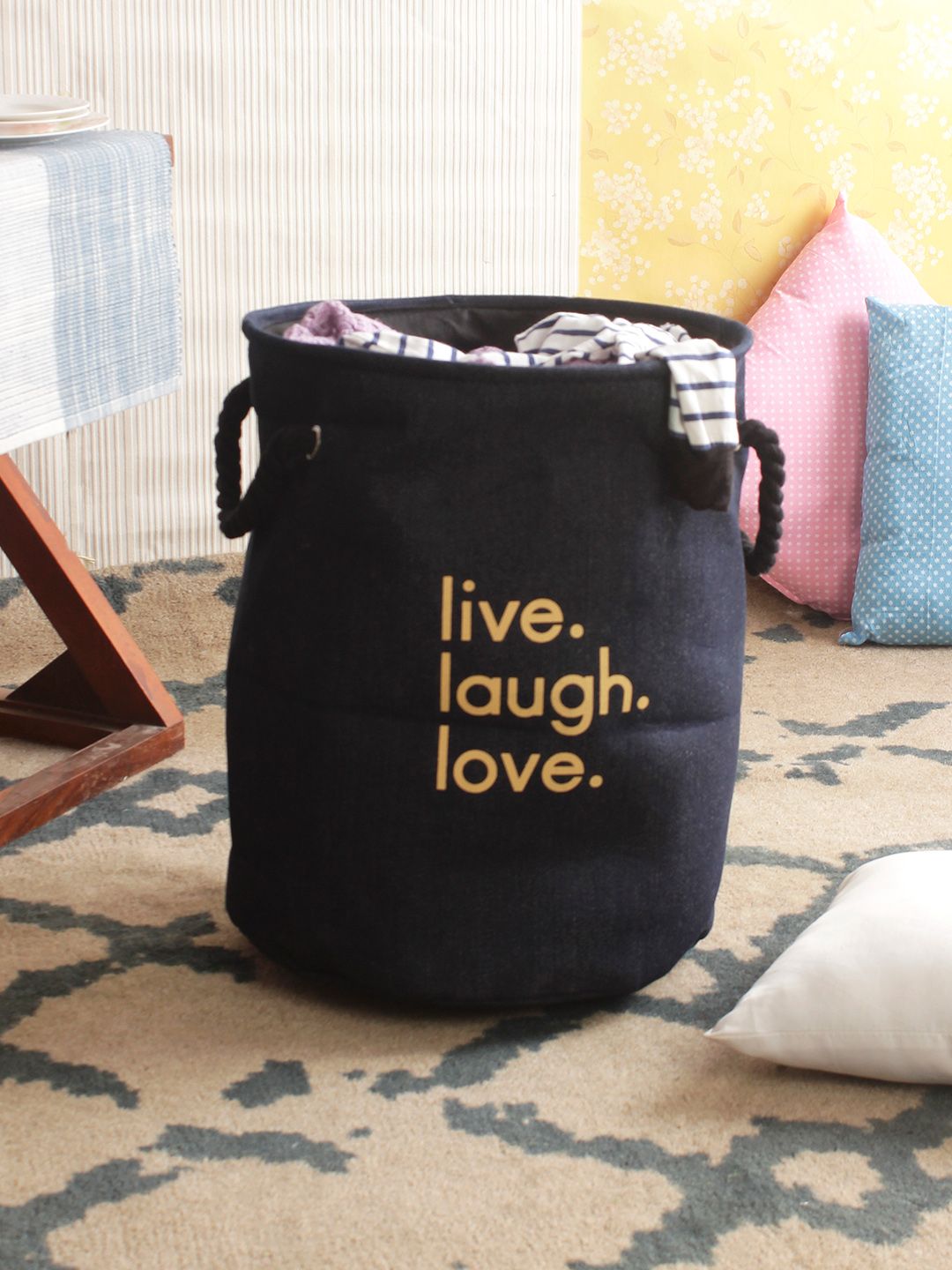 Cortina Unisex Black Printed Foldable Laundry Bag