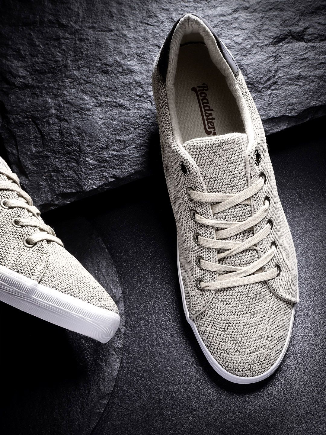 roadster olive green sneakers