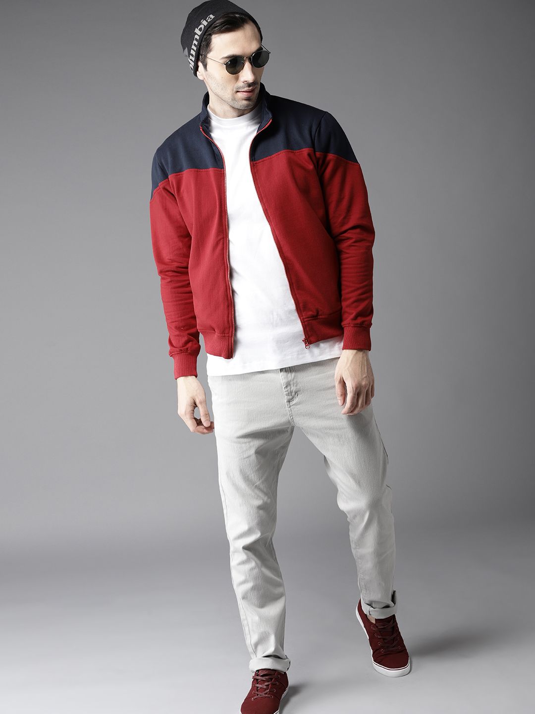 HERE&NOW Men Red & Navy Colourblocked Sweatshirt