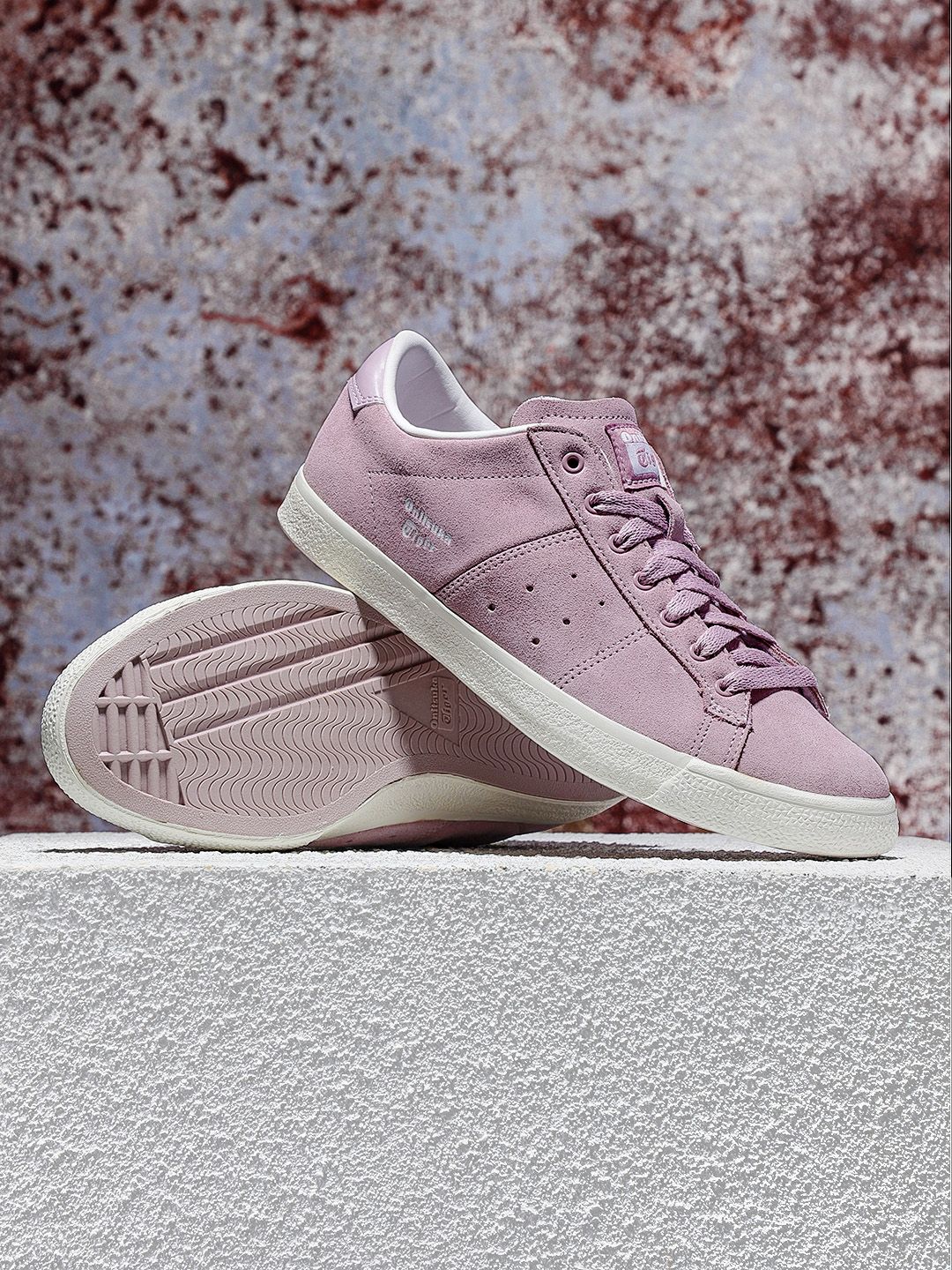 onitsuka tiger shoes myntra