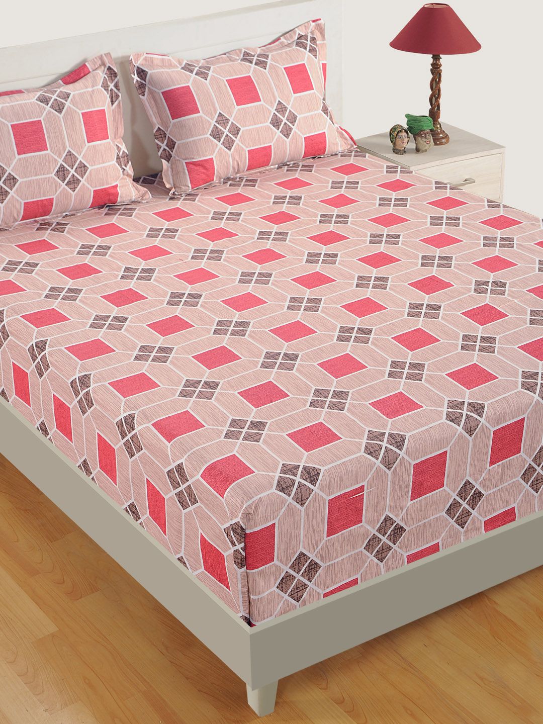 SWAYAM Maroon & Peach-Coloured Geometric Fitted 180 TC Cotton 1 Queen Bedsheet with 2 Pillow Covers Price in India