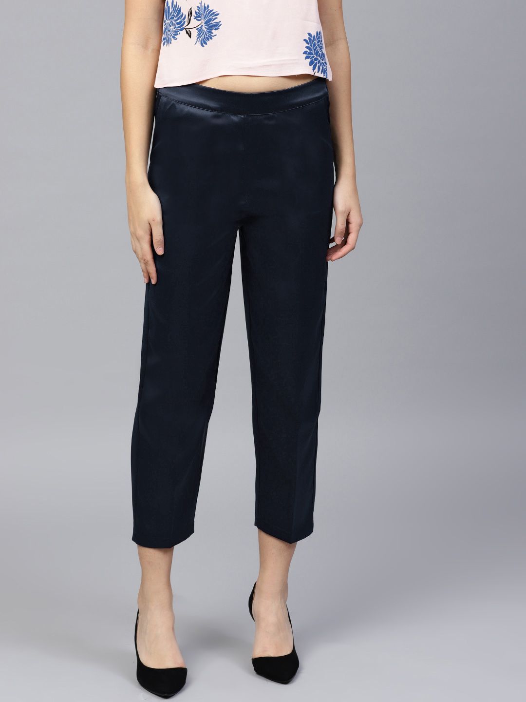 SASSAFRAS Women Navy Tapered Fit Solid Cropped Trousers Price in India