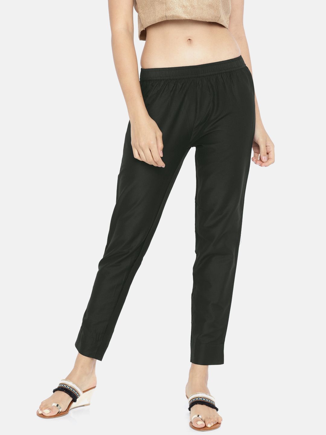 Go Colors Women Black Tapered Fit Solid Cropped Regular Trousers Price in India