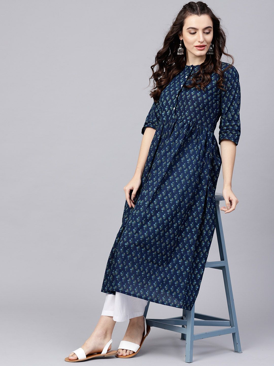 Nayo Women Navy Blue & White Printed Kurta with Palazzos