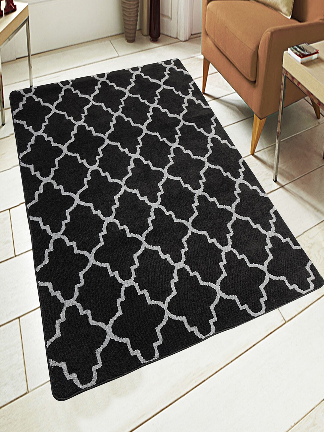 Saral Home Black Printed Anti-Skid Carpet Price in India