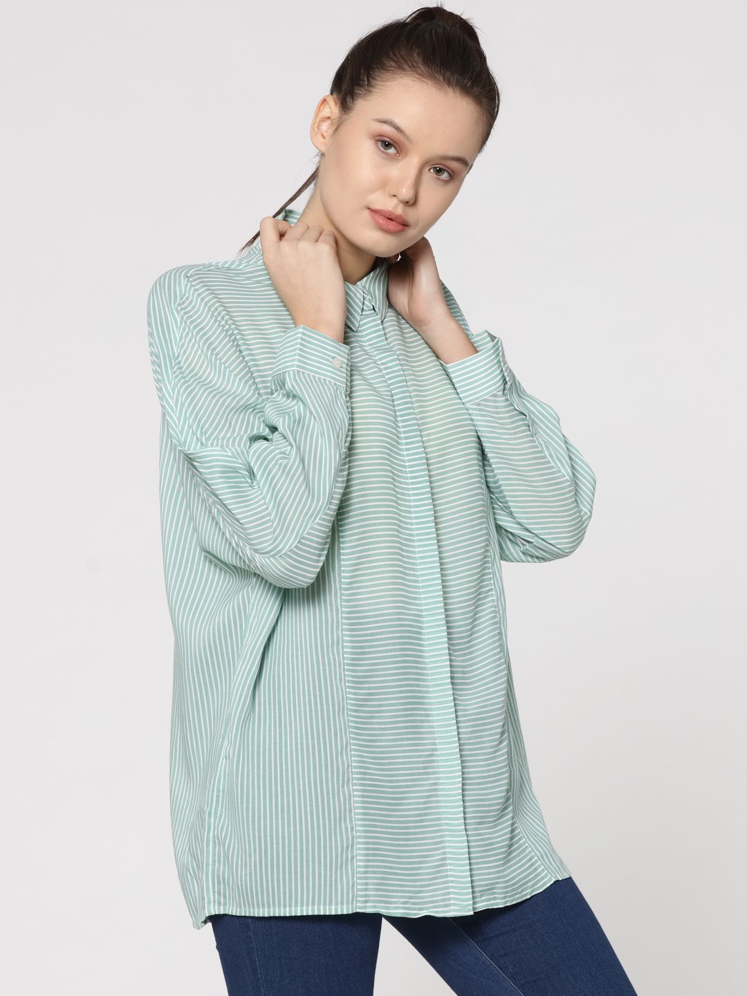 ONLY Women Green & White Regular Fit Striped Casual Shirt