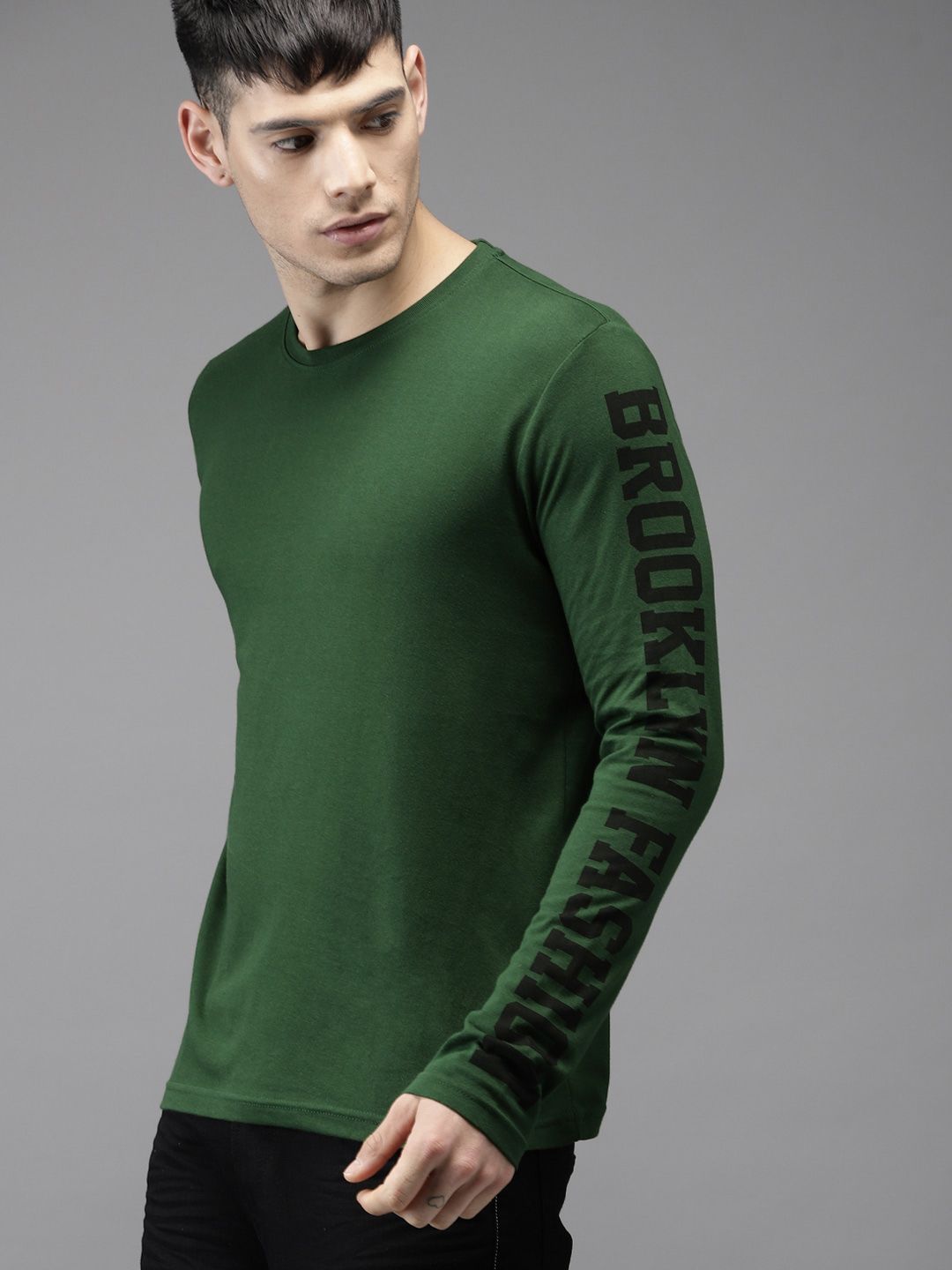 HERE&NOW Men Green Solid Round Neck T-shirt