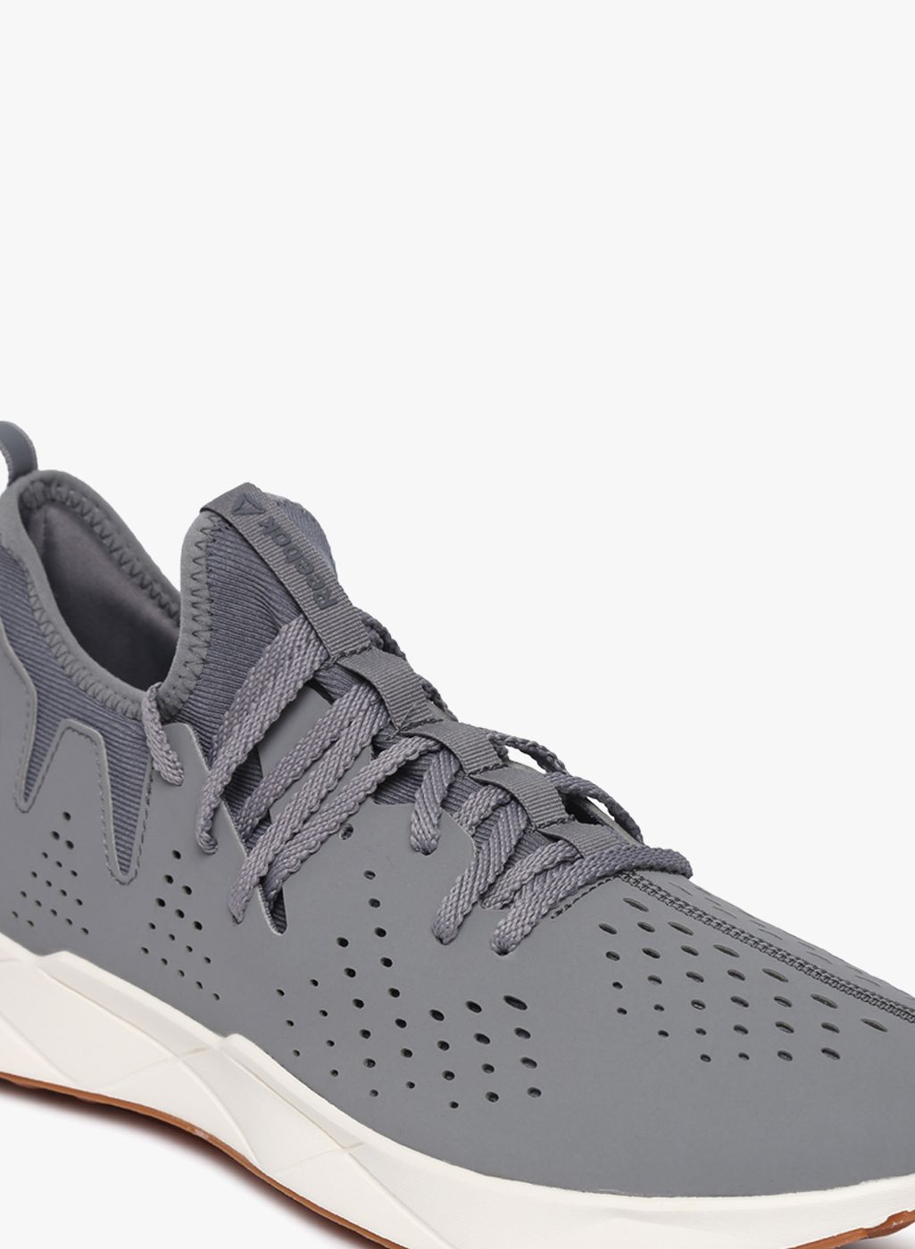 reebok gray sports shoes
