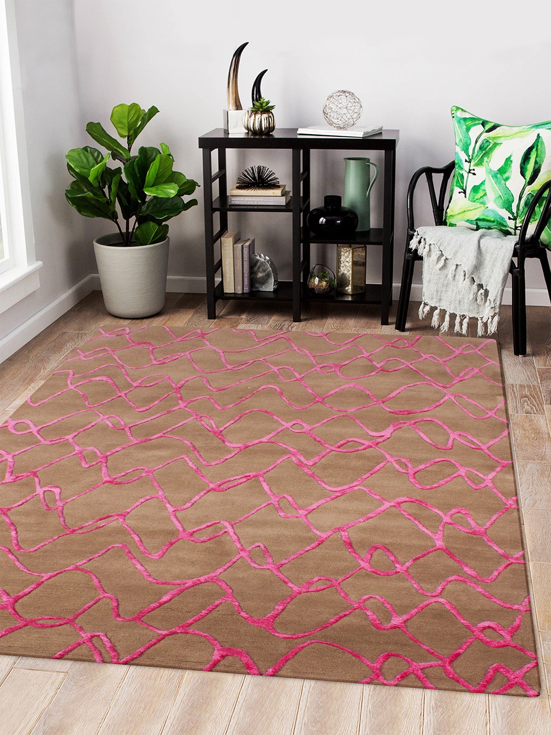 Story@home Beige & Pink Woollen Carpet Price in India