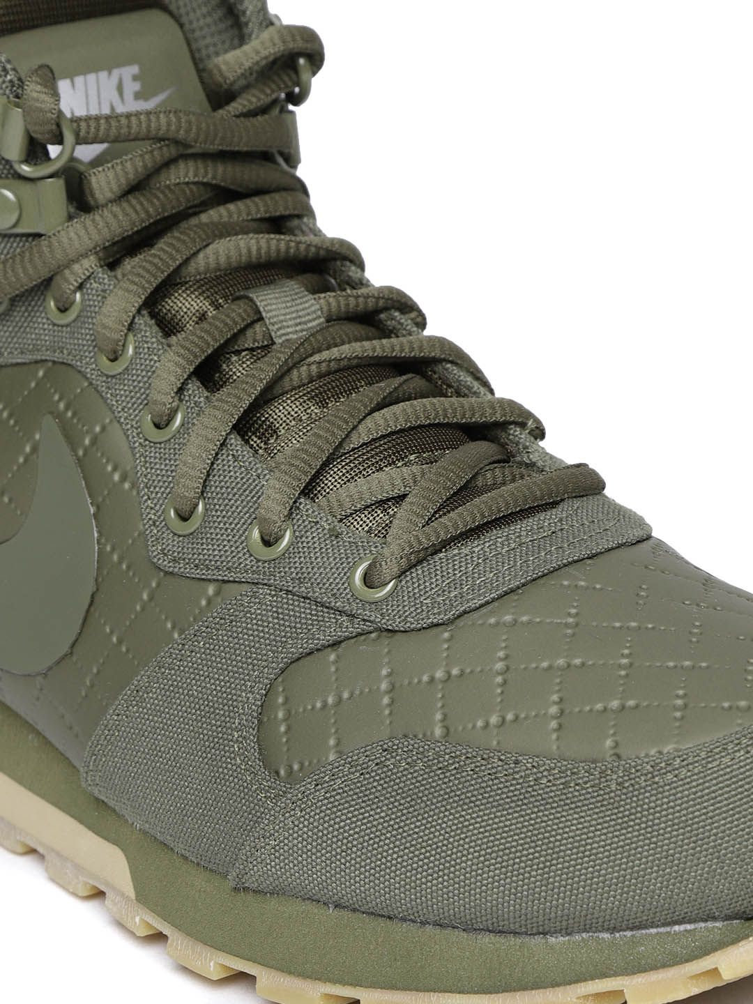 nike md runner 2 mid premium sneaker