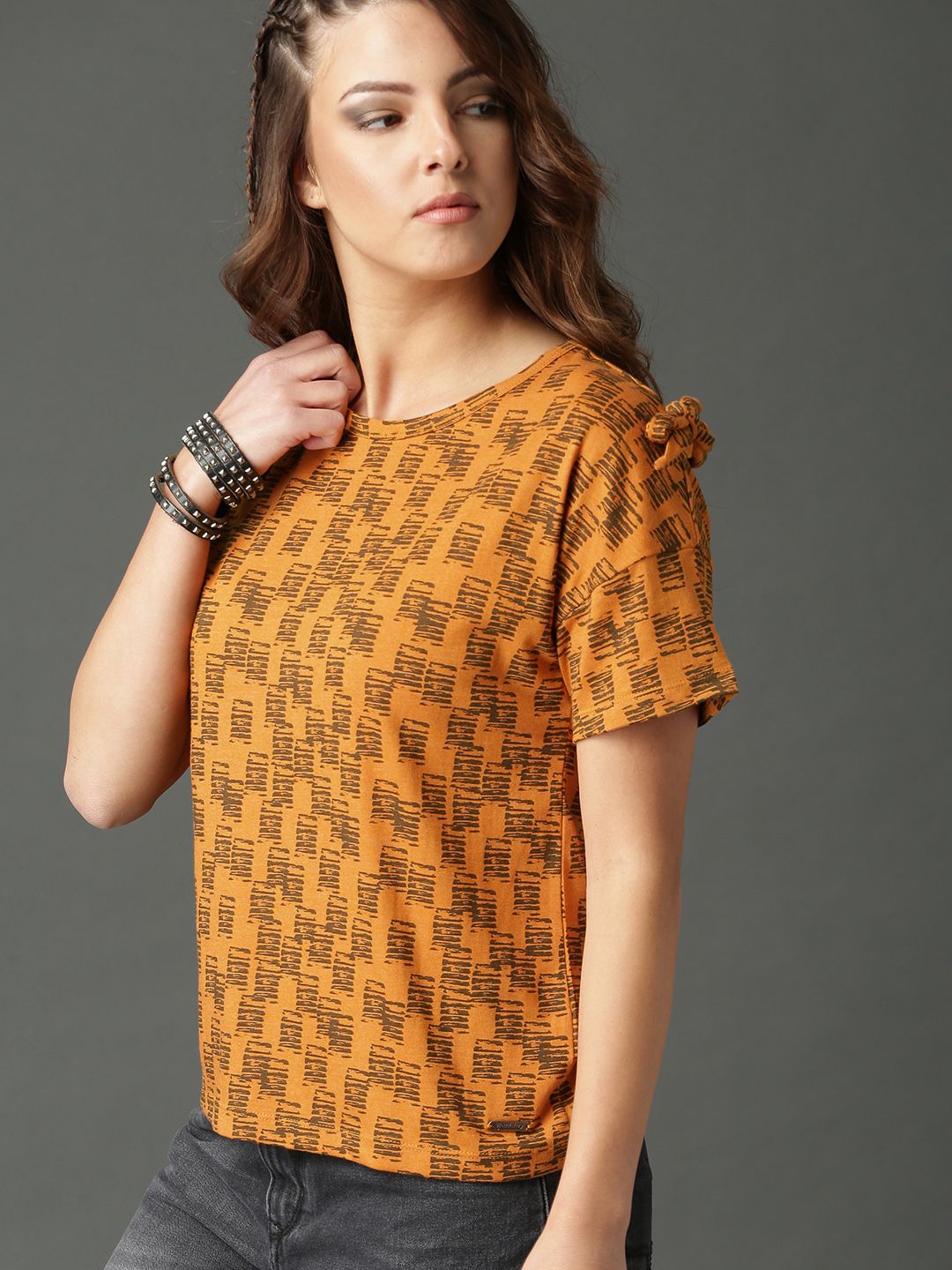 Roadster Women Orange Printed Round Neck T-shirt