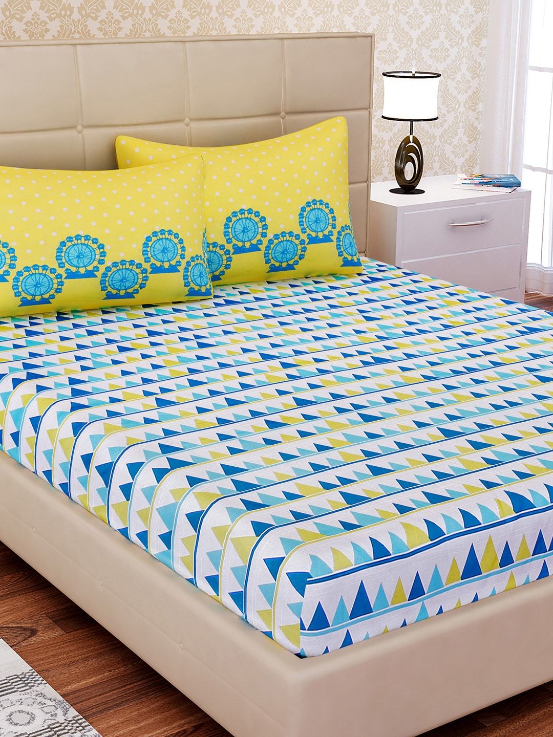 SEJ by Nisha Gupta White & Blue Geometric Flat 180 TC Cotton 1 King Bedsheet Price in India