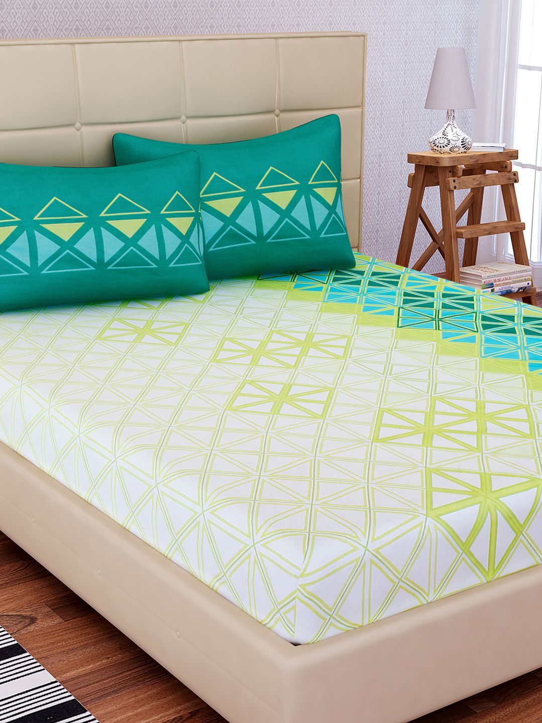SEJ by Nisha Gupta Off-White Geometric Flat 144 TC 1 Double Bedsheet 2 Pillow Covers Price in India