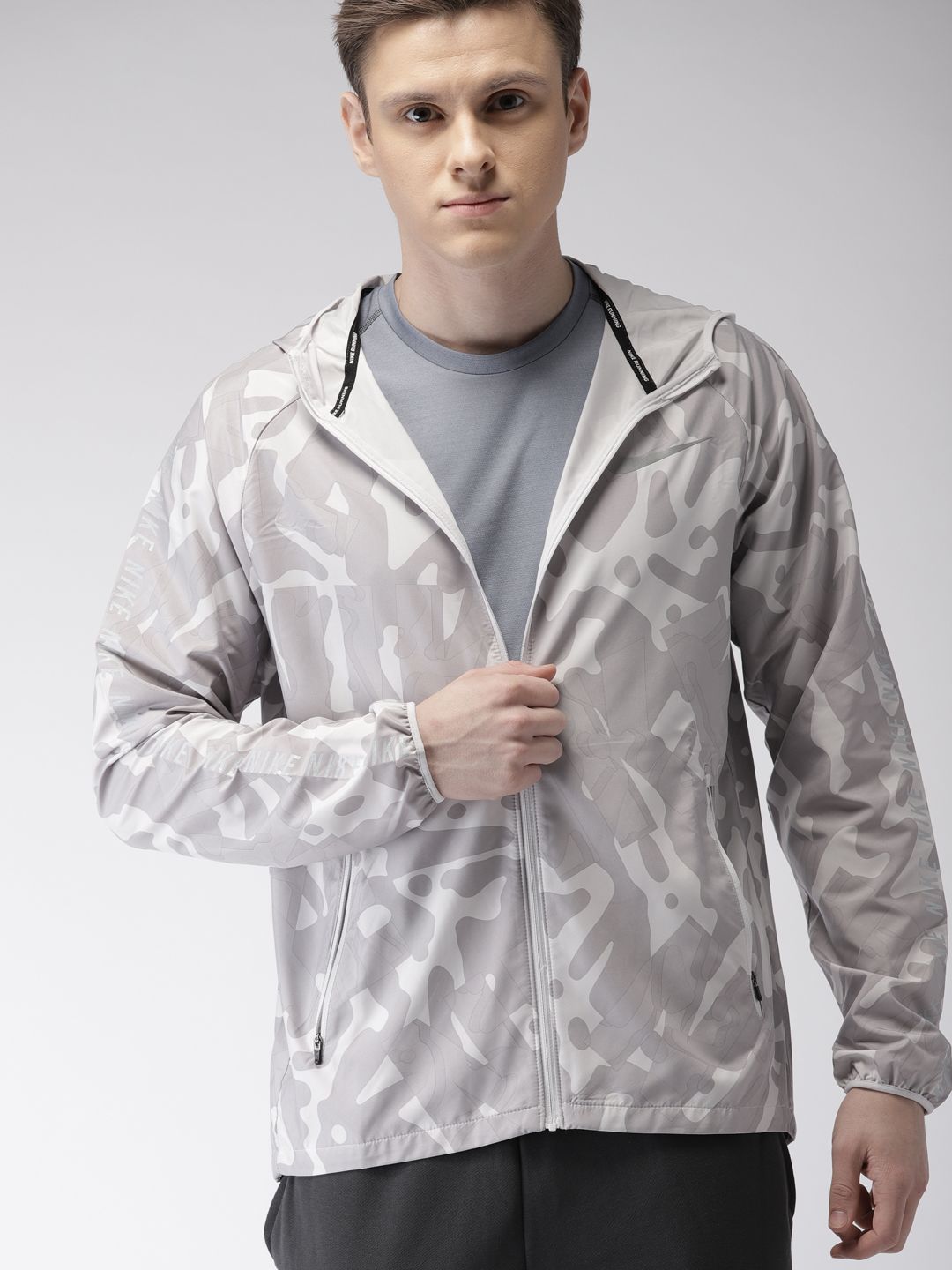 nike jackets myntra