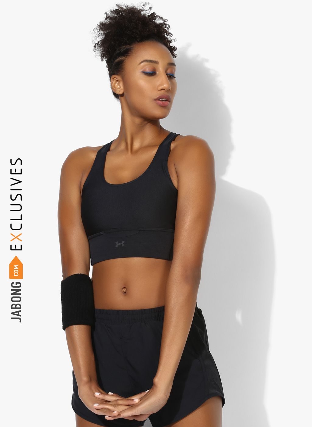 UNDER ARMOUR Black Solid Crossback Clutch Sports Bra