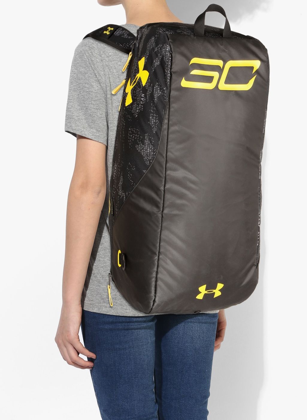 under armour unisex sc30 contain 4