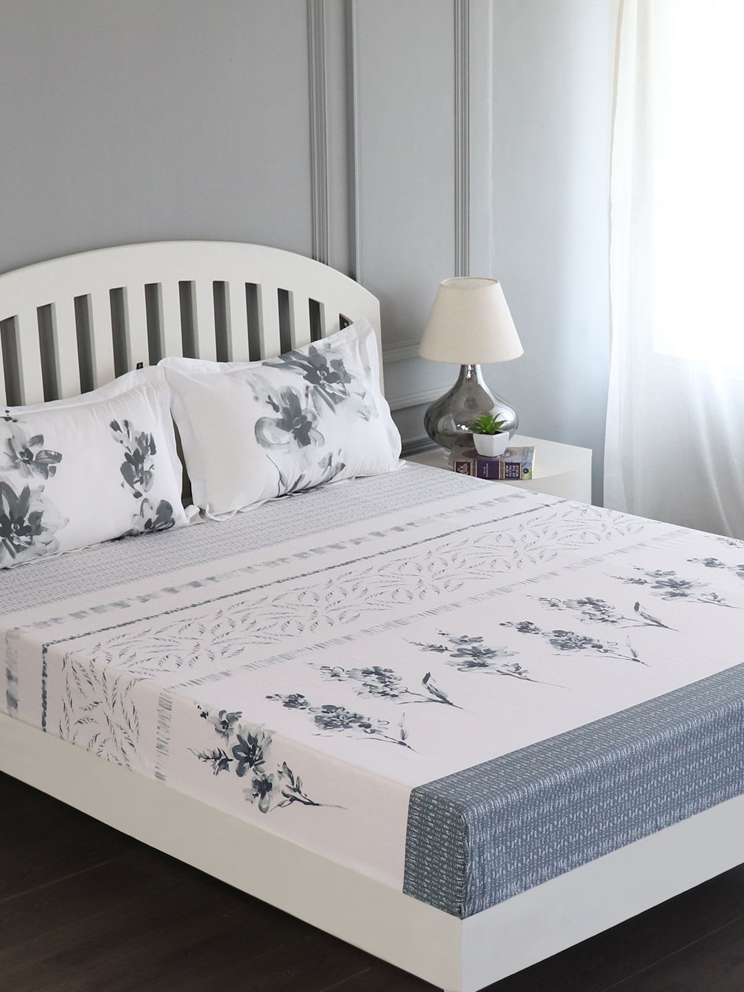 GM White & Grey Floral Flat 180 TC Cotton  King Bedsheet with 2 Pillow Covers Price in India