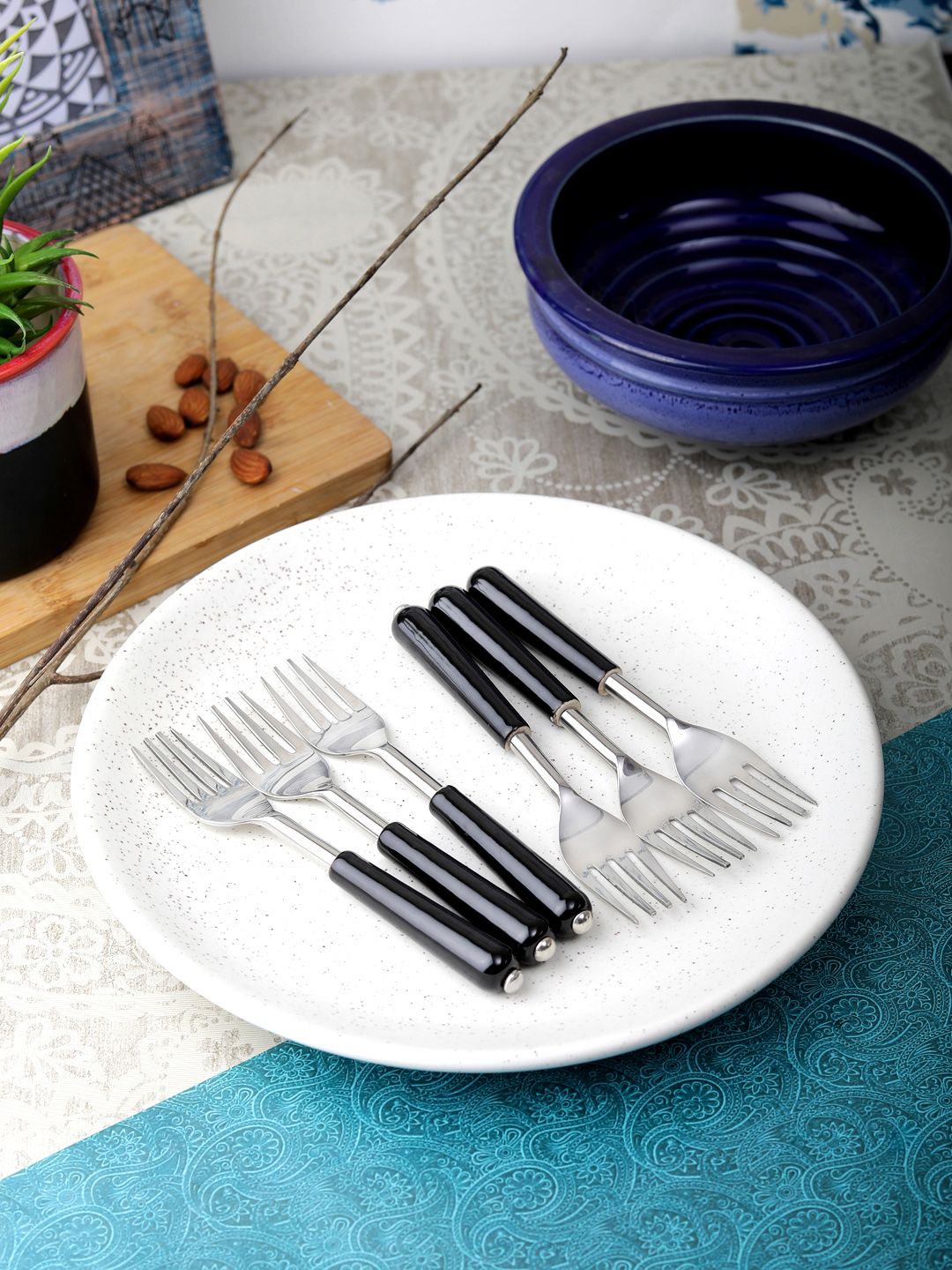VarEesha Set of 6 Black Solid Ceramic Spoon Set Price in India