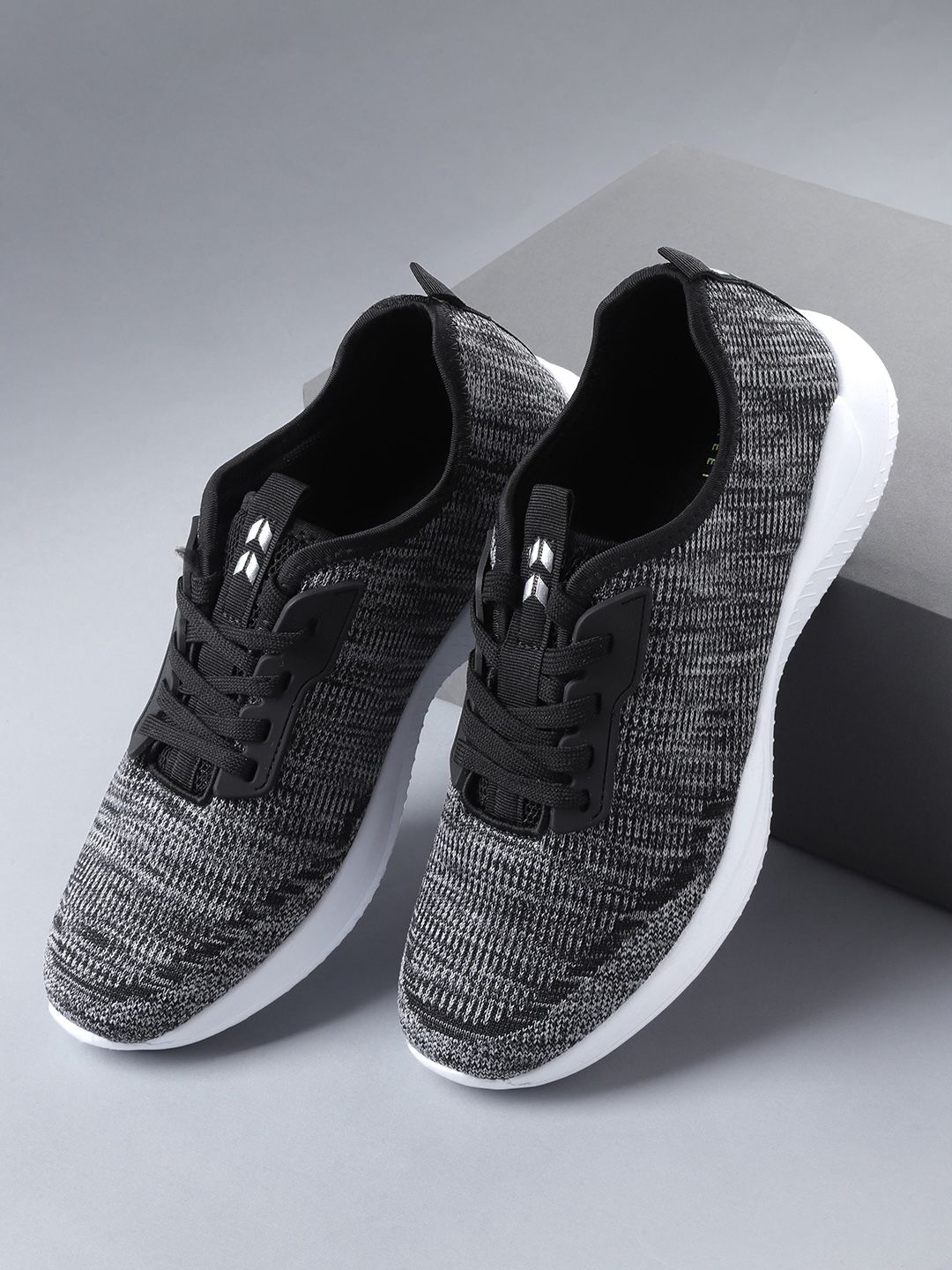 Crew STREET Men Charcoal Grey Running Shoes