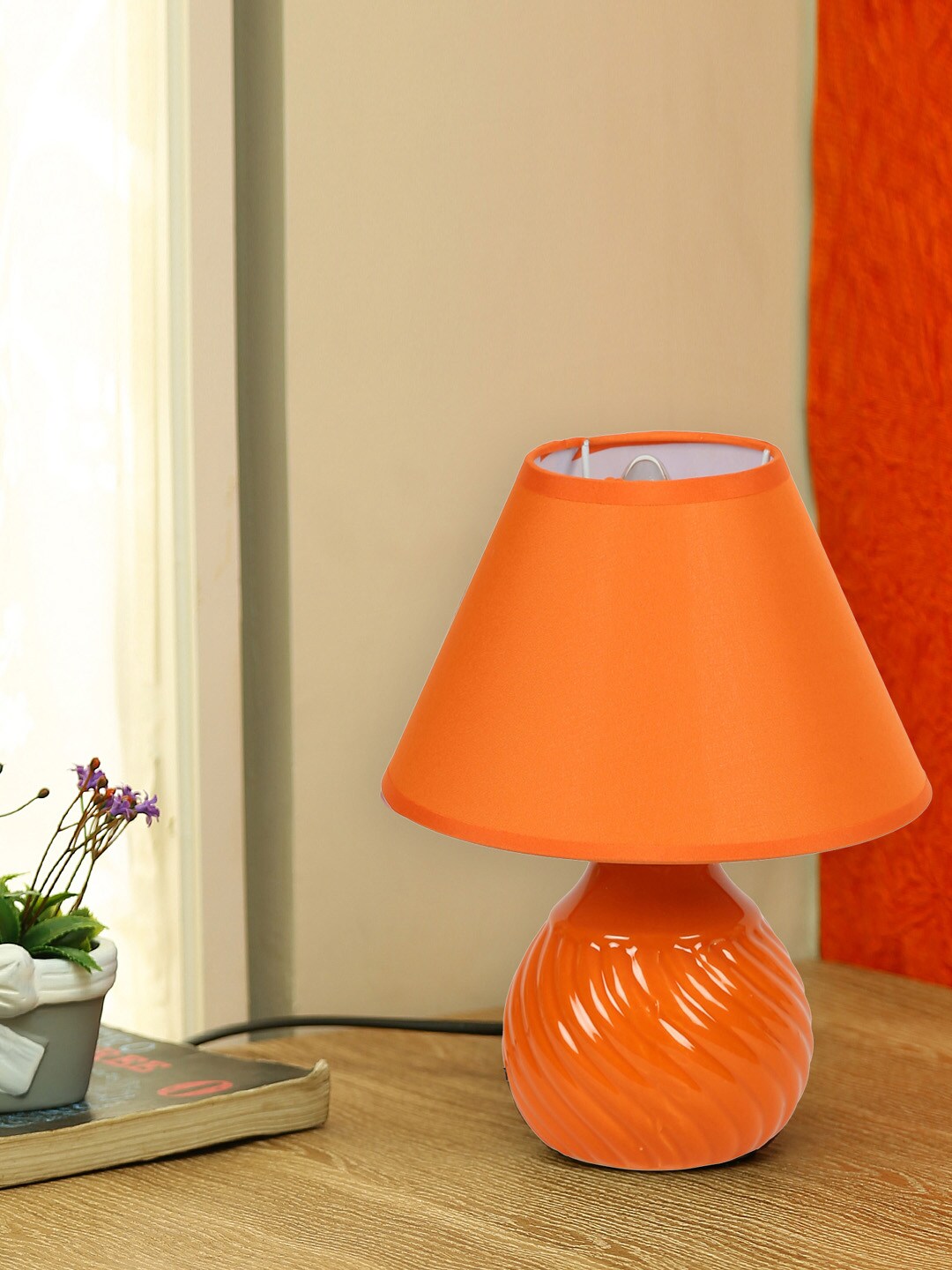 Aapno Rajasthan Orange Ceramic Table Lamp With Shade Price in India
