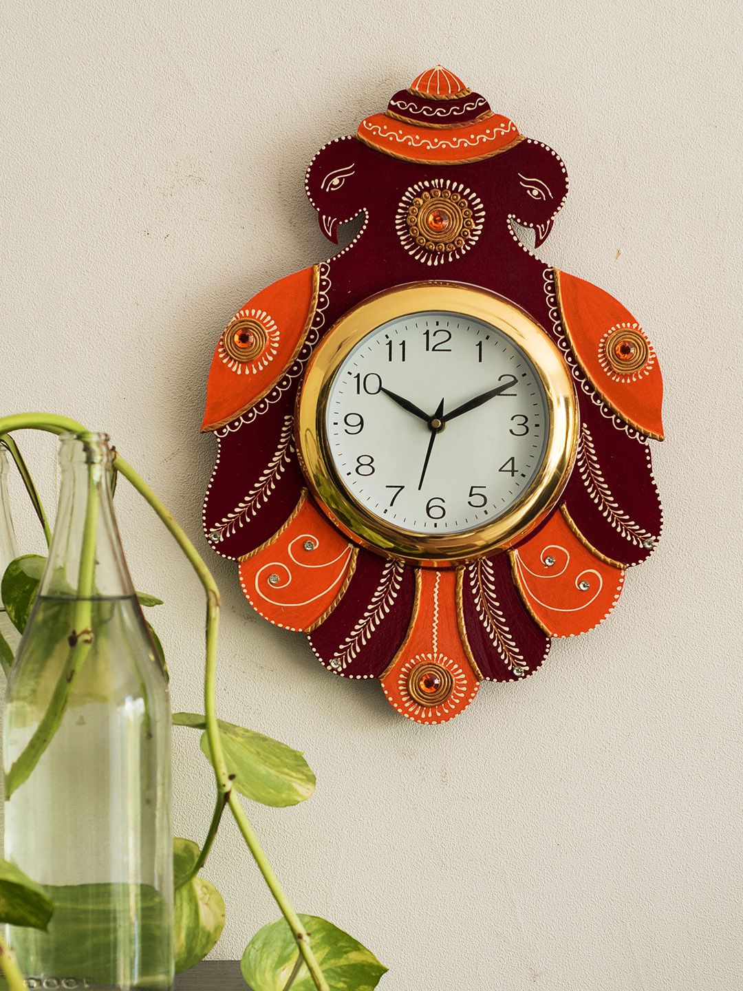 eCraftIndia White Handcrafted Bird Shaped Solid Analogue Wall Clock Price in India
