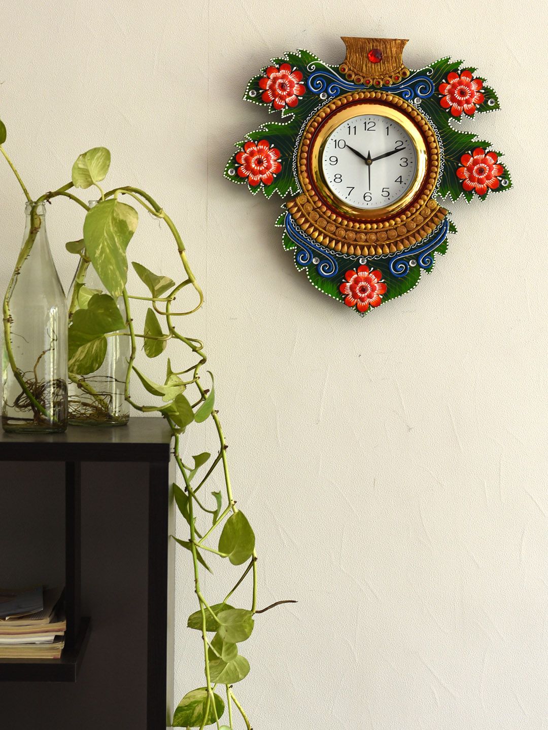 eCraftIndia Unisex White & Green Floral Printed Analogue Wall Clock KWC629 Price in India