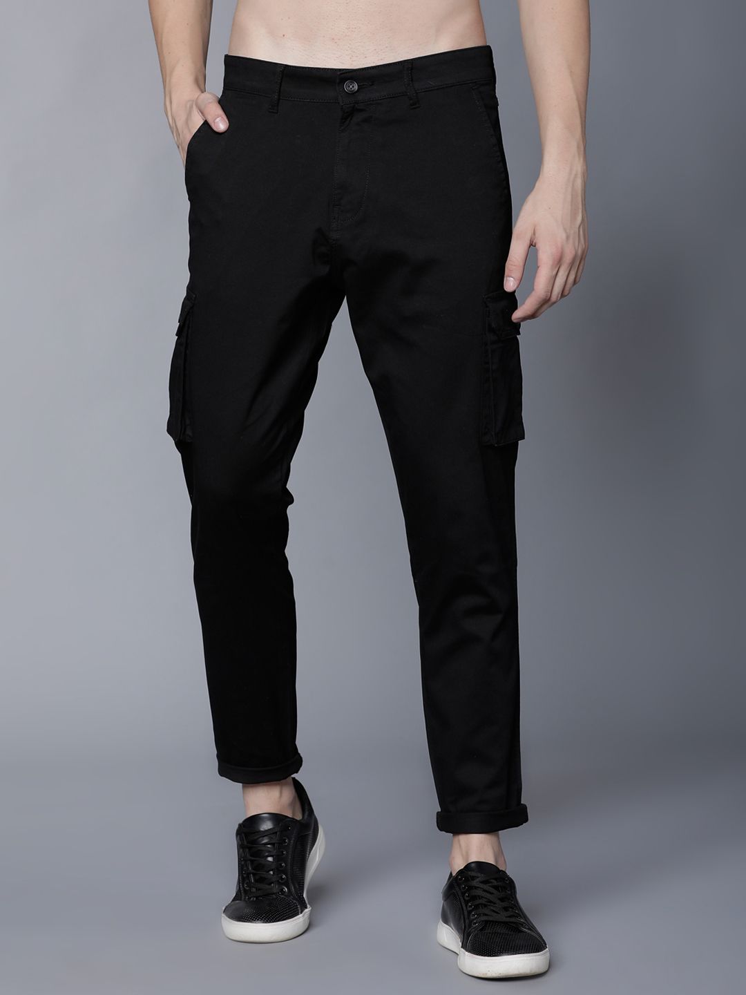 Men Slim Fit Cargos HIGHLANDER Men Black Slim Fit Solid Cargos