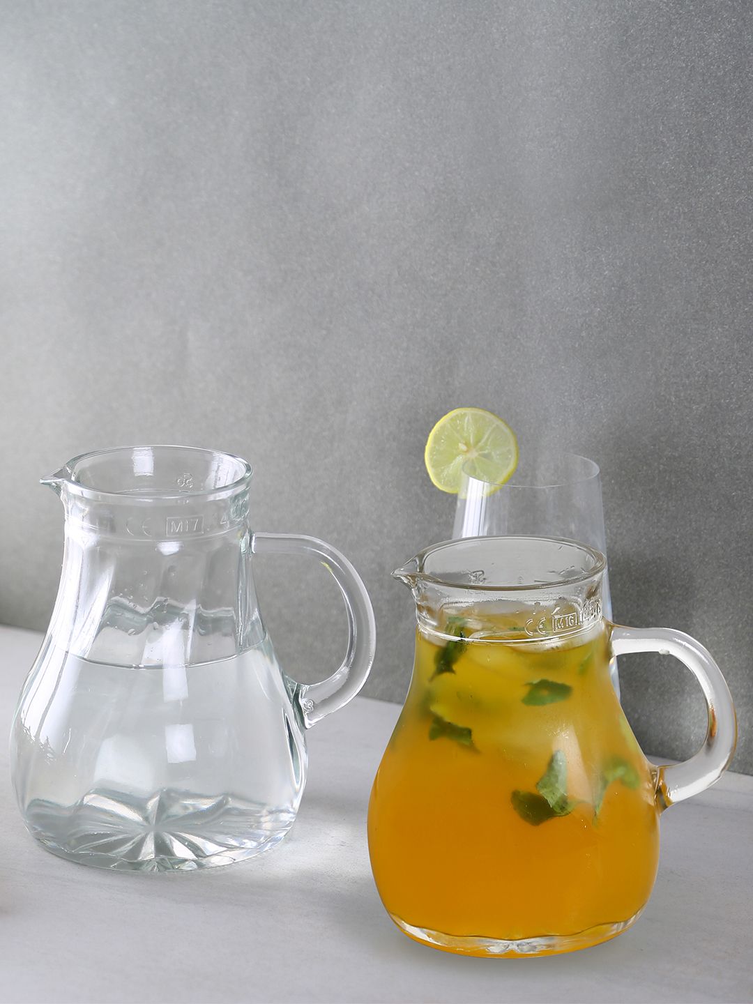 Oberglas Transparent 2-Pieces Solid Glass Water Jugs Set Price in India