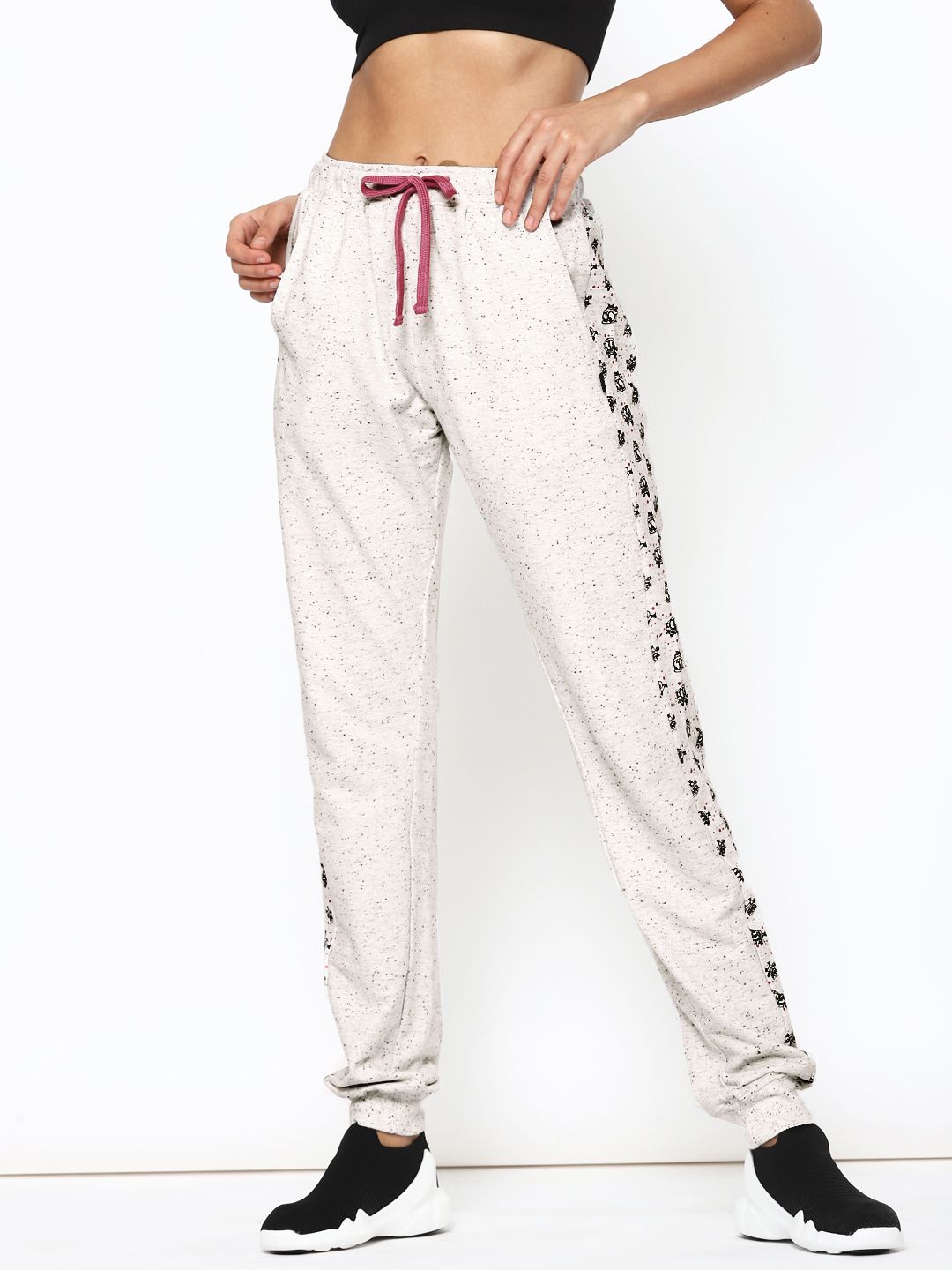 Dexter by Kook N Keech Women Off-White & Black Printed Joggers Price in India