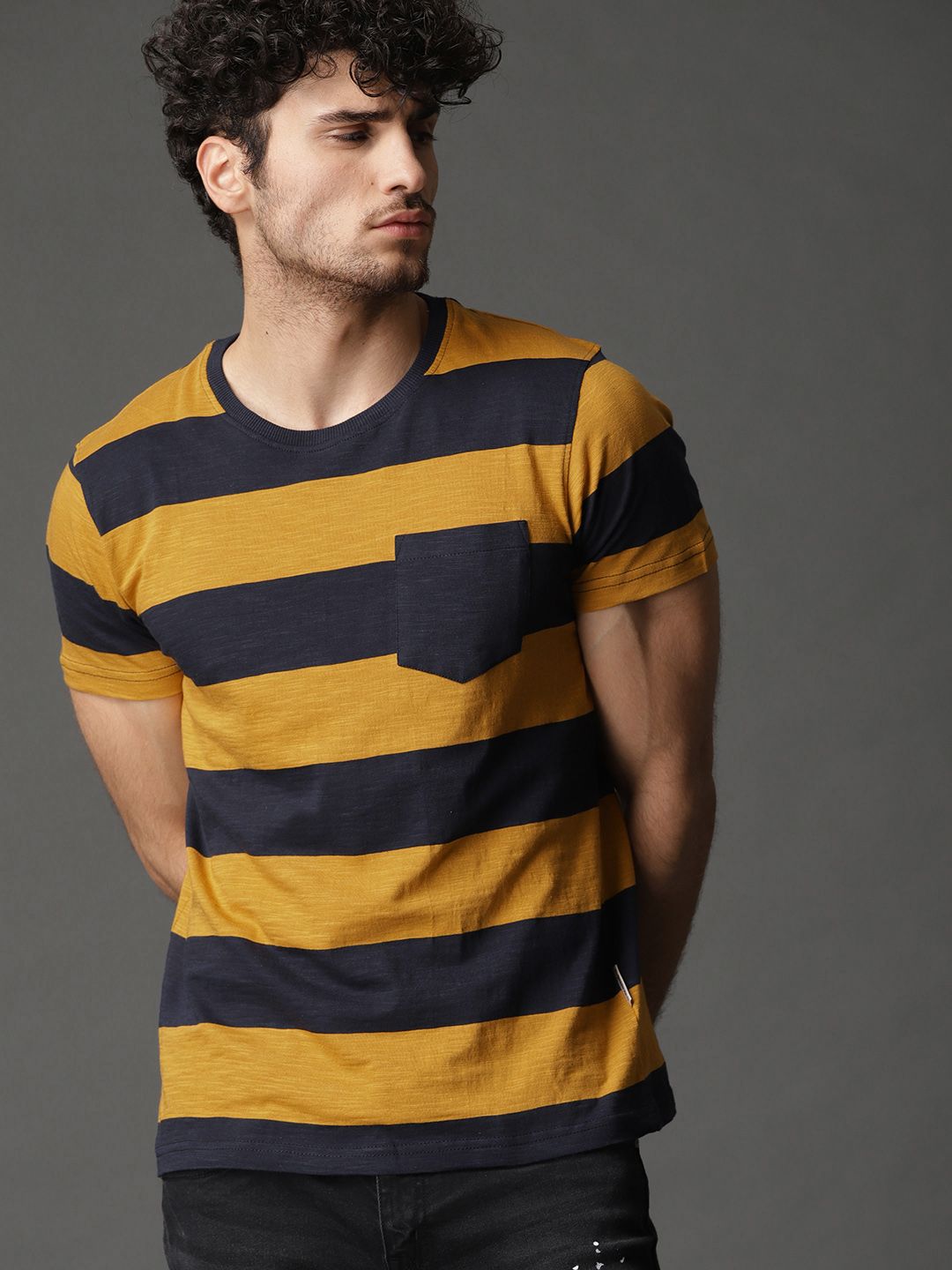 Roadster Men Mustard Yellow & Navy Blue Striped Round Neck T-shirt