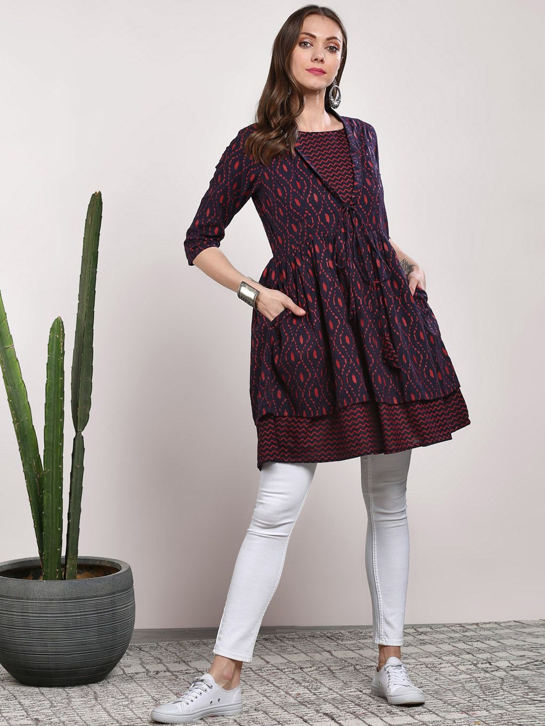 Sangria Navy Blue Printed Tunic Price in India