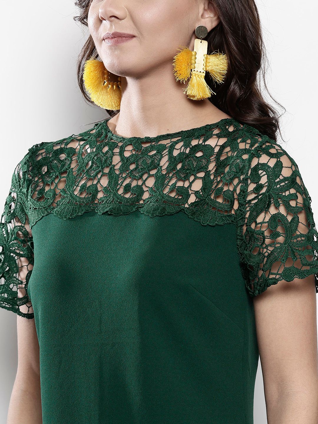 Buy DOROTHY PERKINS Women Green Lace Detail Solid Sheath Dress - Dresses  for Women 8403611 | Myntra
