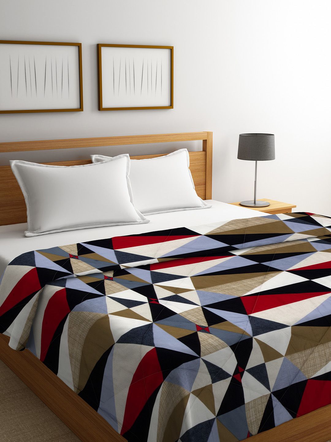 Core Designed By Spaces Multicoloured Geometric Ac Room 150 Gsm Double Bed Comforter