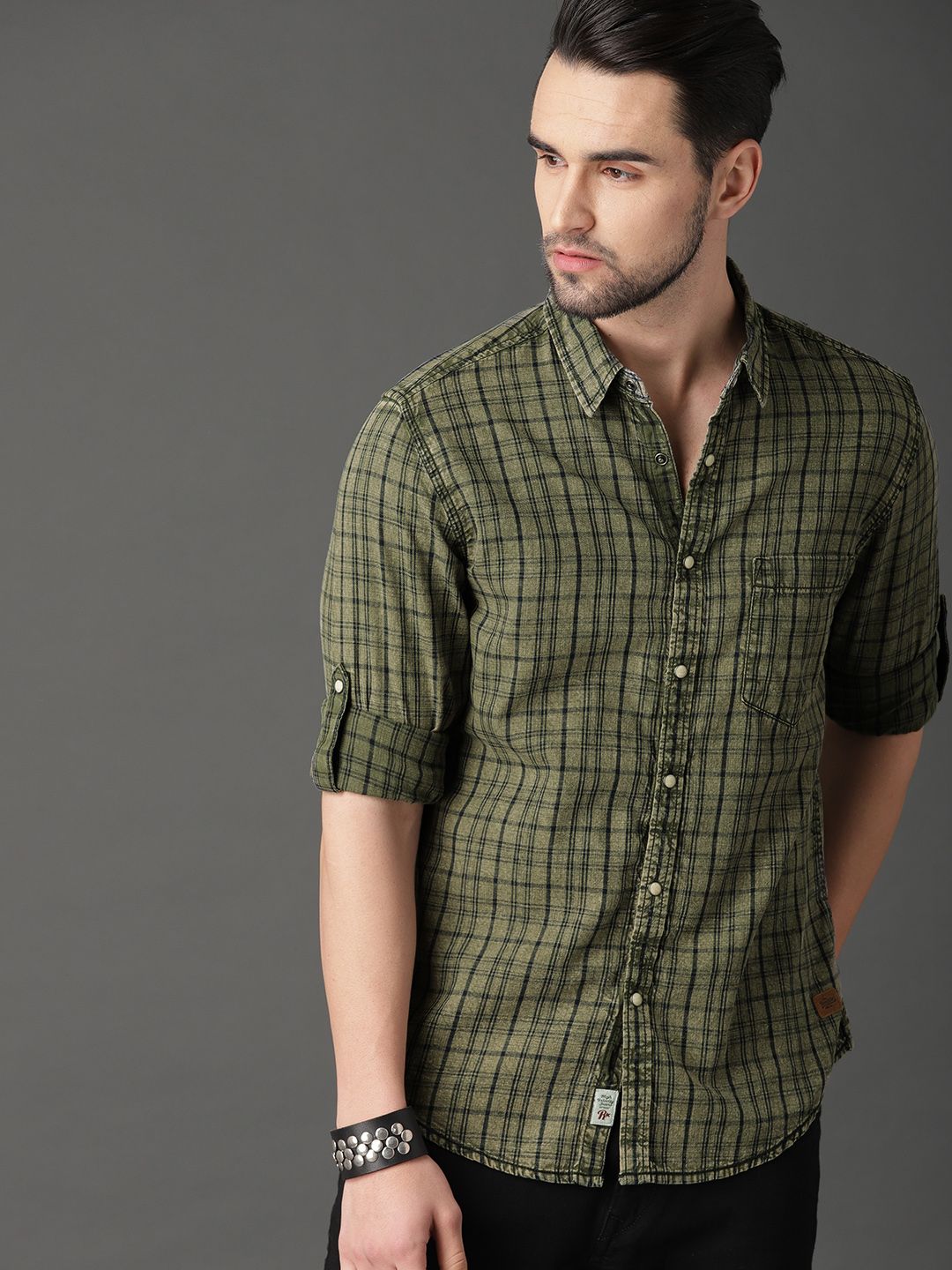 Roadster Men Green & Navy Blue Regular Fit Checked Casual Shirt