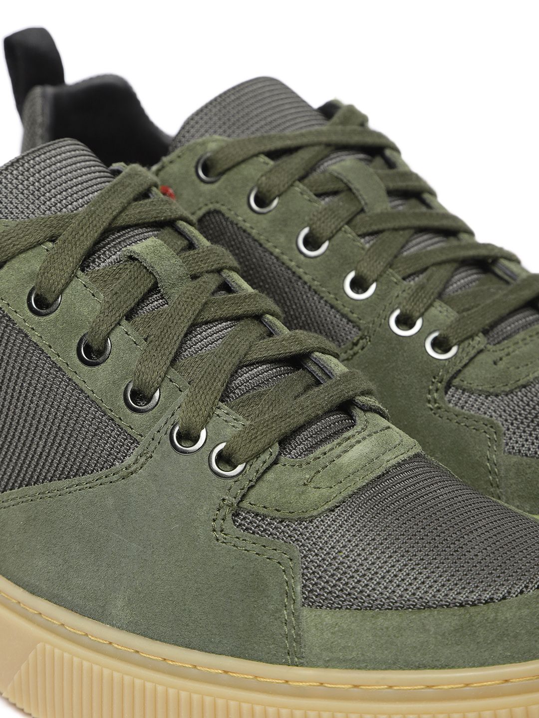 Buy DIESEL Men Olive Green DANNY LC Sneakers - Casual Shoes  display picture 2
