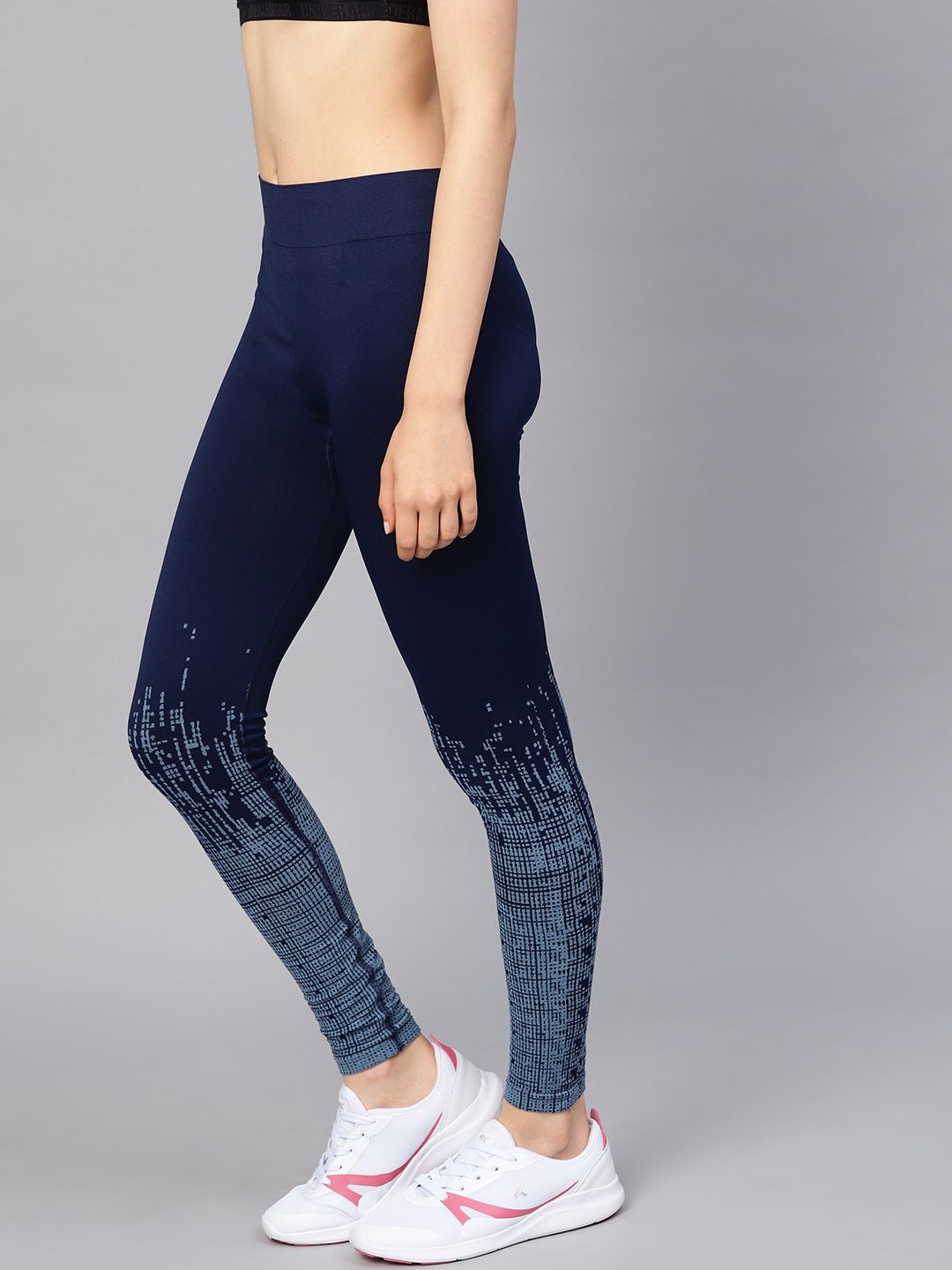 HRX by Hrithik Roshan Women Blue Printed Rapid Dry Seamless Running Tights Price in India