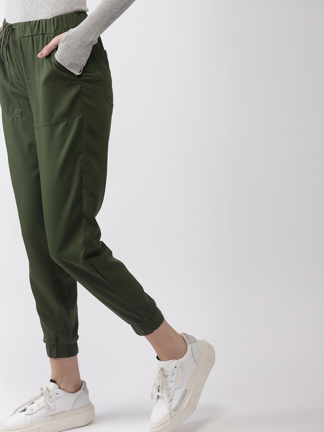 Harvard Women Olive Green Regular Fit Solid Cropped Joggers Price in India