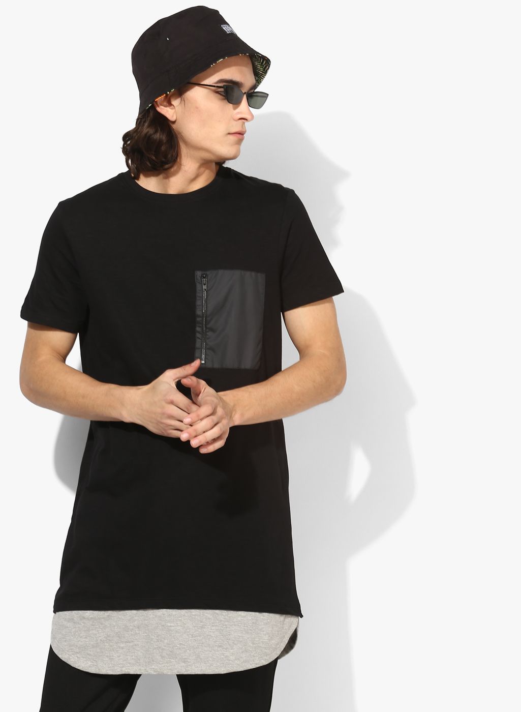 SKULT by Shahid Kapoor Black Solid Round Neck T-shirt